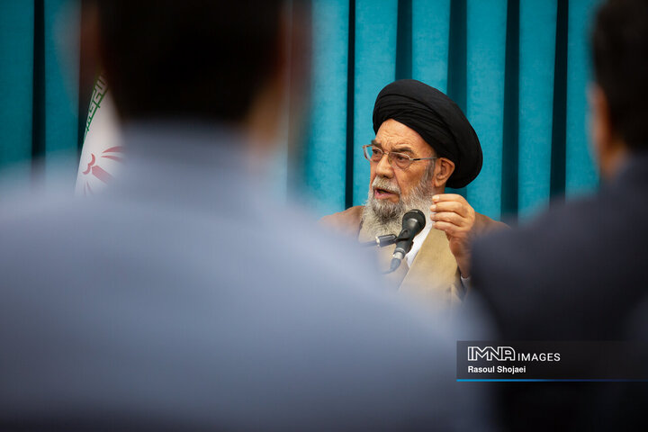 دیدار مدیران روابط عمومی شهرداری اصفهان با امام جمعه اصفهان