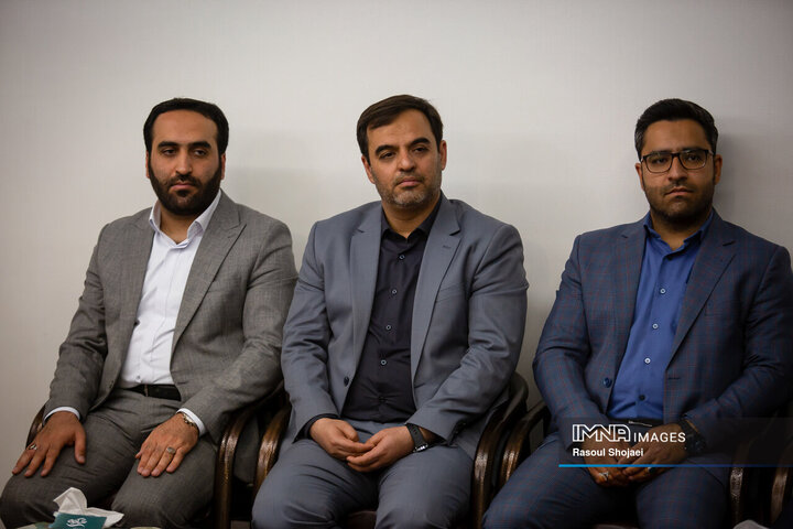 دیدار مدیران روابط عمومی شهرداری اصفهان با امام جمعه اصفهان