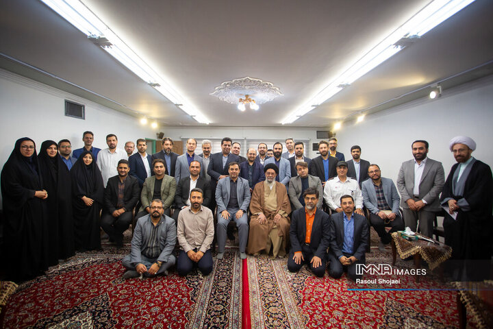 دیدار مدیران روابط عمومی شهرداری اصفهان با امام جمعه اصفهان