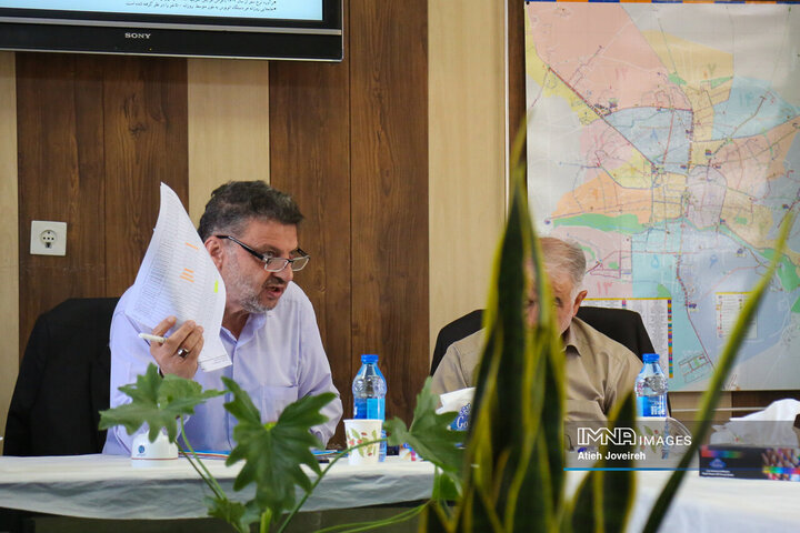 جلسه کمیسیون هوشمندسازی و حمل‌ونقل شهری شورای شهر اصفهان