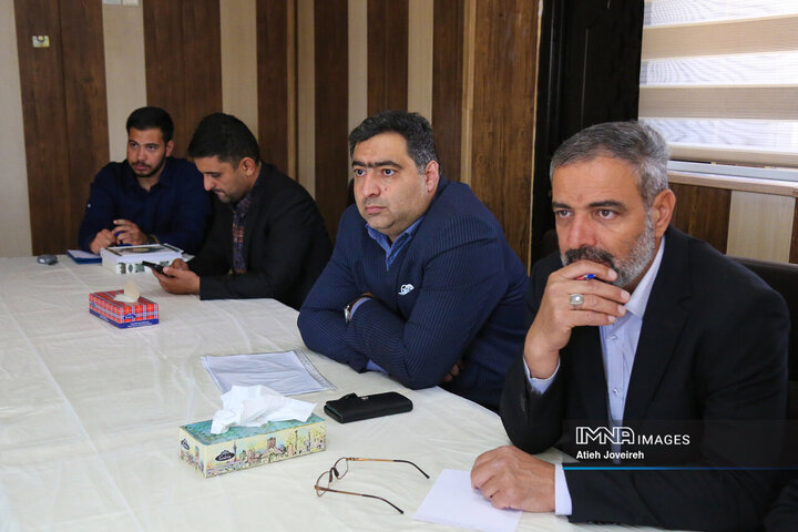 جلسه کمیسیون هوشمندسازی و حمل‌ونقل شهری شورای شهر اصفهان