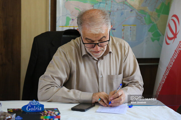 جلسه کمیسیون هوشمندسازی و حمل‌ونقل شهری شورای شهر اصفهان