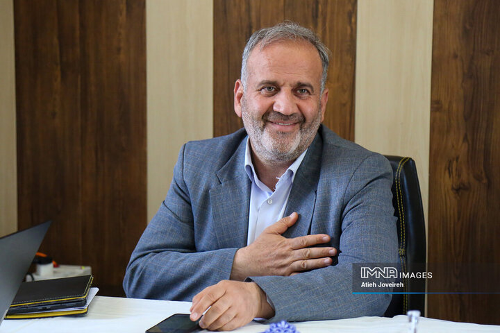 اصفهان نیازمند بازنگری در مدل مدیریت حمل‌ونقل عمومی است