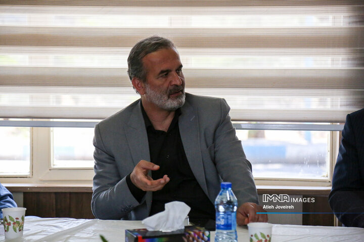 جلسه کمیسیون هوشمندسازی و حمل‌ونقل شهری شورای شهر اصفهان