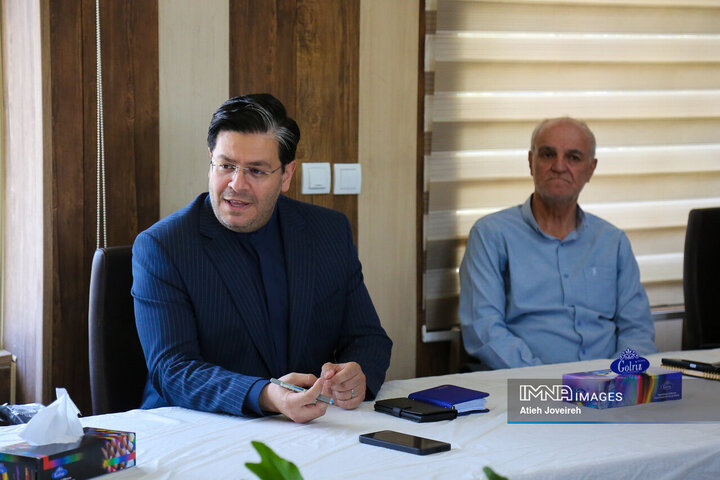 جلسه کمیسیون هوشمندسازی و حمل‌ونقل شهری شورای شهر اصفهان