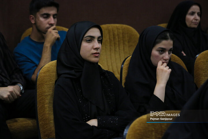 مراسم سالگرد شهدای خدمت در دانشگاه اصفهان