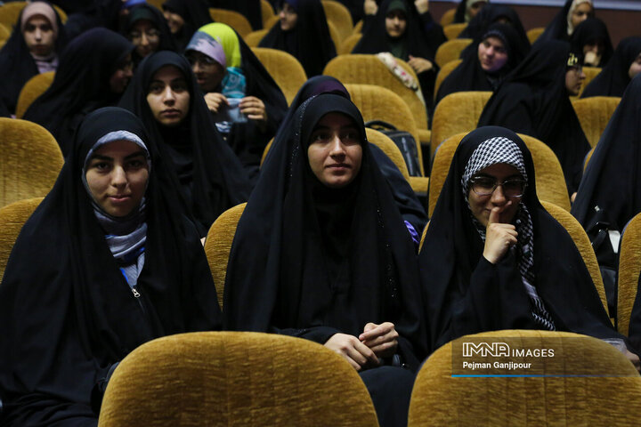 مراسم سالگرد شهدای خدمت در دانشگاه اصفهان