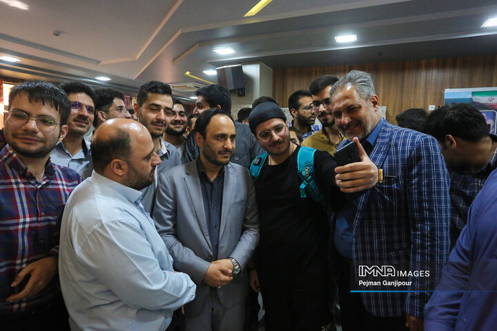 مراسم سالگرد شهدای خدمت در دانشگاه اصفهان