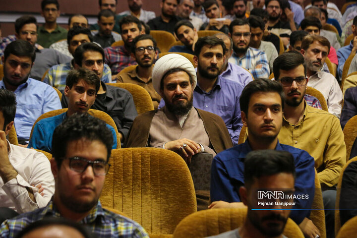 مراسم سالگرد شهدای خدمت در دانشگاه اصفهان