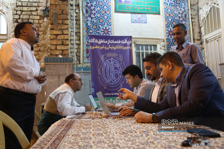 مراسم اولین سالگرد شهادت شهدای خدمت در منطقه 12 شهرداری اصفهان