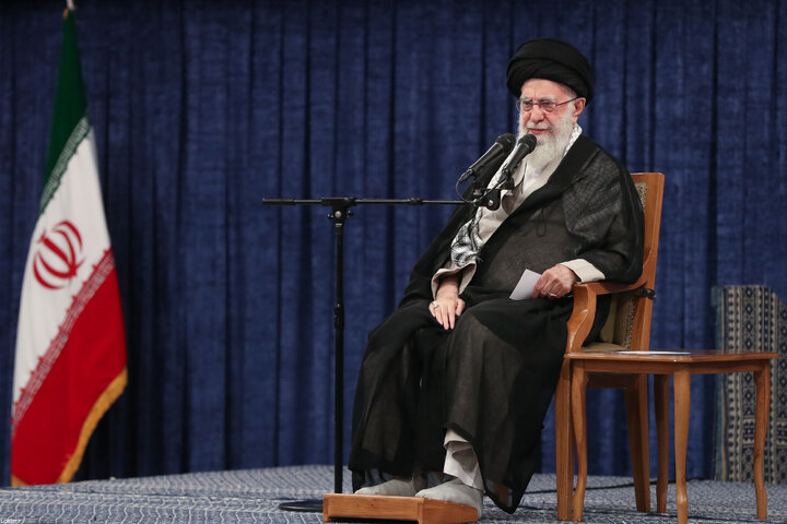 مراسم بزرگداشت شهید رئیسی و شهدای خدمت با حضور رهبر انقلاب