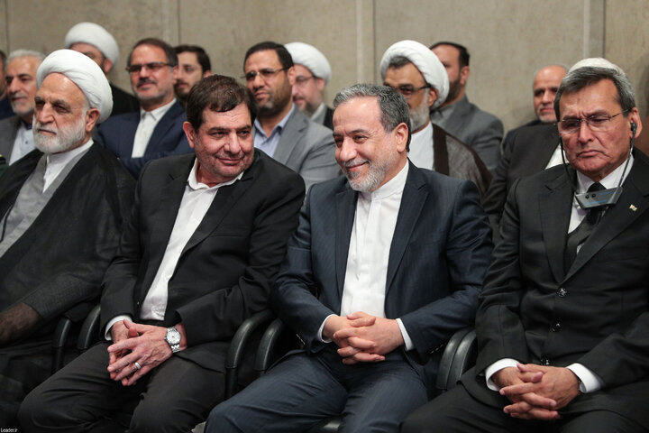 مراسم بزرگداشت شهید رئیسی و شهدای خدمت با حضور رهبر انقلاب