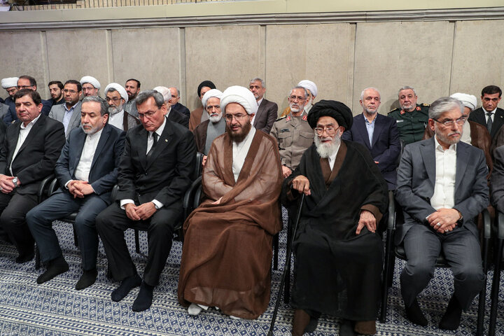 مراسم بزرگداشت شهید رئیسی و شهدای خدمت با حضور رهبر انقلاب