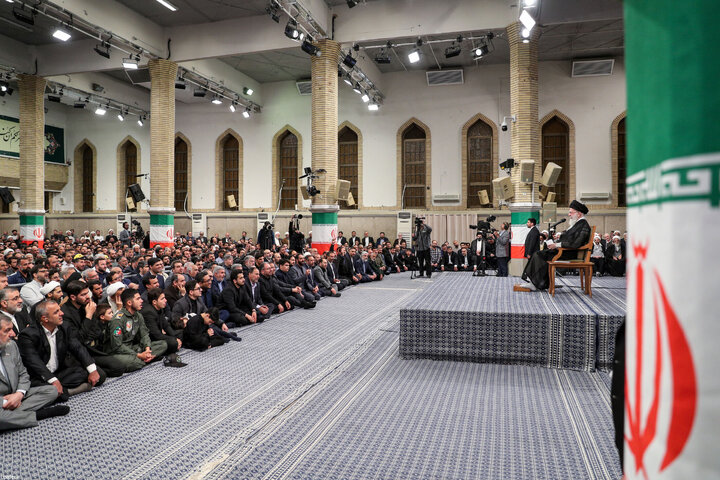 مراسم بزرگداشت شهید رئیسی و شهدای خدمت با حضور رهبر انقلاب