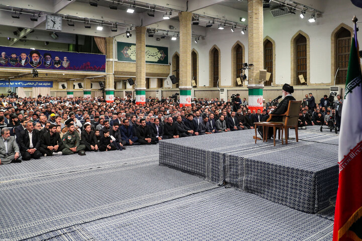 مراسم بزرگداشت شهید رئیسی و شهدای خدمت با حضور رهبر انقلاب