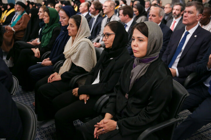 مراسم بزرگداشت شهید رئیسی و شهدای خدمت با حضور رهبر انقلاب