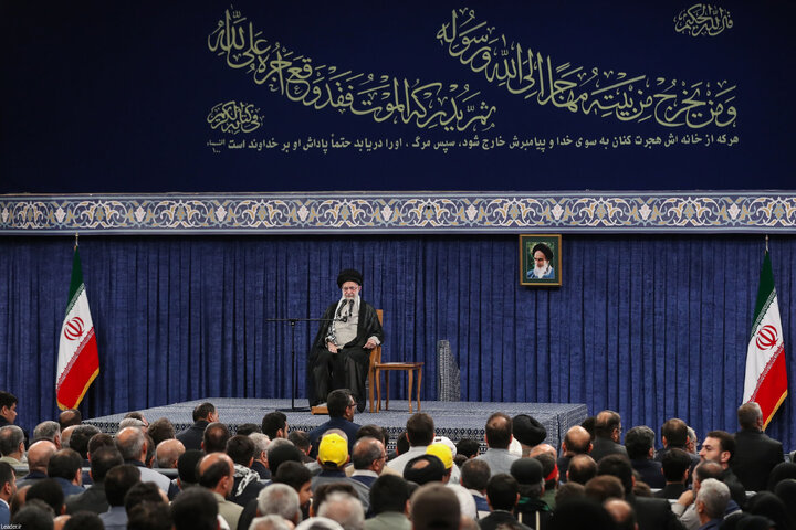 مراسم بزرگداشت شهید رئیسی و شهدای خدمت با حضور رهبر انقلاب