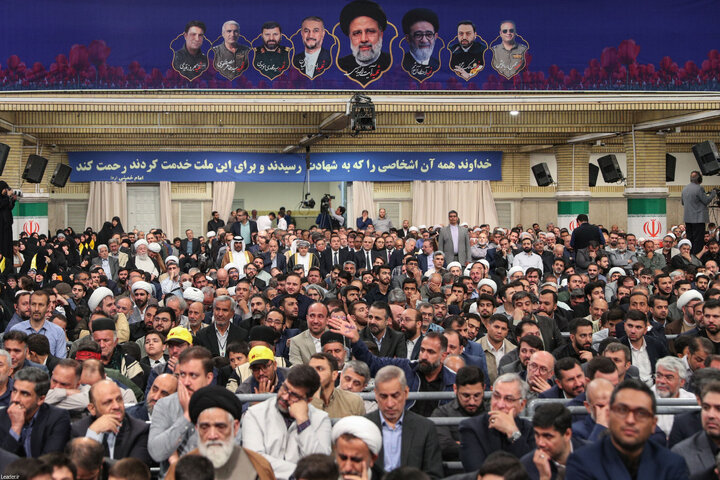 مراسم بزرگداشت شهید رئیسی و شهدای خدمت با حضور رهبر انقلاب