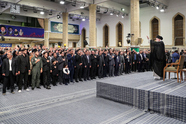مراسم بزرگداشت شهید رئیسی و شهدای خدمت با حضور رهبر انقلاب