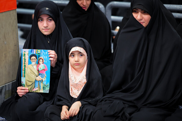 مراسم بزرگداشت شهید رئیسی و شهدای خدمت با حضور رهبر انقلاب