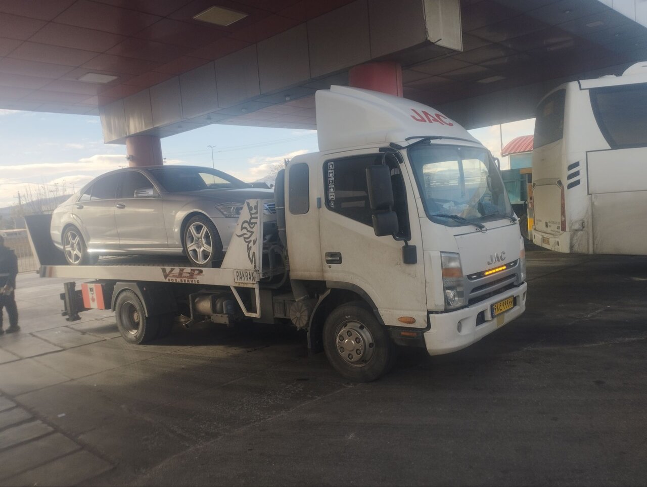 خدمات شرکت امداد خودرو رفاه آذربایجان