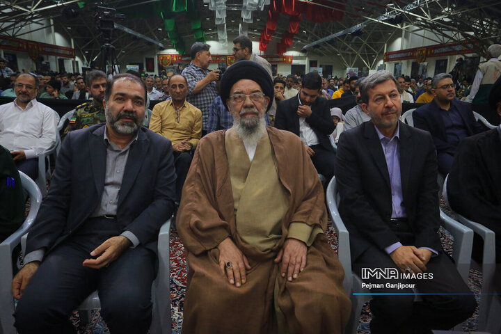 مراسم اولین سالگرد شهدای خدمت در اصفهان