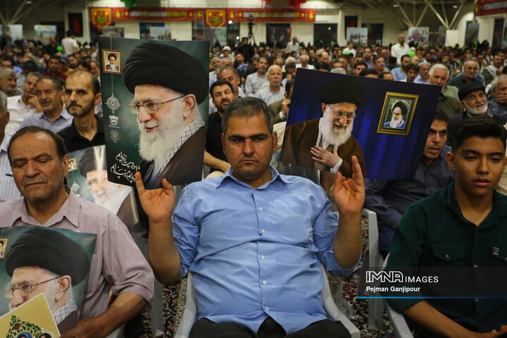 مراسم اولین سالگرد شهدای خدمت در اصفهان