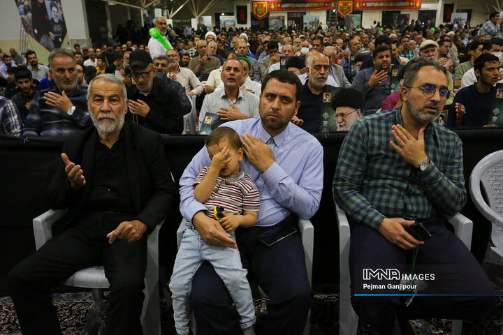 مراسم اولین سالگرد شهدای خدمت در اصفهان