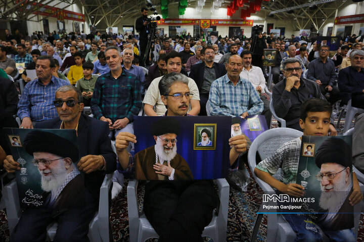 مراسم اولین سالگرد شهدای خدمت در اصفهان