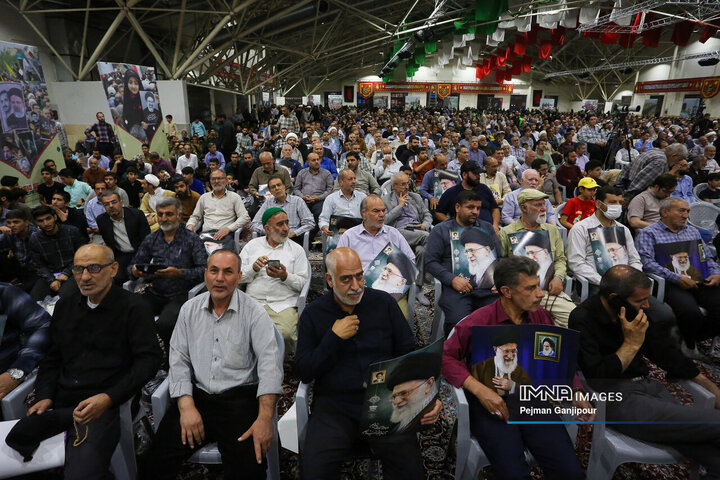 مراسم اولین سالگرد شهدای خدمت در اصفهان