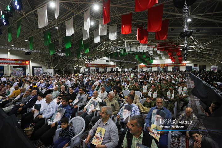 مراسم اولین سالگرد شهدای خدمت در اصفهان