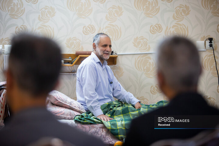 دیدار شهردار اصفهان با جانباز دوران دفاع مقدس و عضو پیشین شورای شهر اصفهان