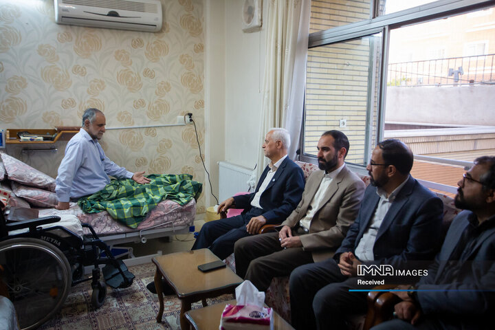 دیدار شهردار اصفهان با جانباز دوران دفاع مقدس و عضو پیشین شورای شهر اصفهان