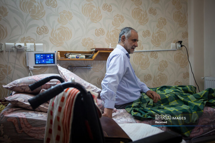 دیدار شهردار اصفهان با جانباز دوران دفاع مقدس و عضو پیشین شورای شهر اصفهان