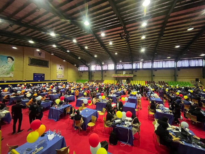 دانشجویان باید از مهارت‌های تخصصی برای ورود به بازار کار و کارآفرینی استفاده کنند