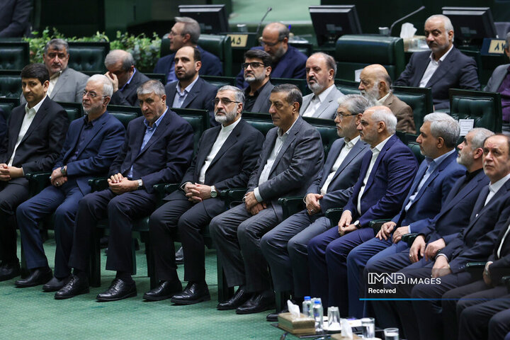 مراسم گرامیداشت شهدای خدمت در صحن مجلس شورای اسلامی