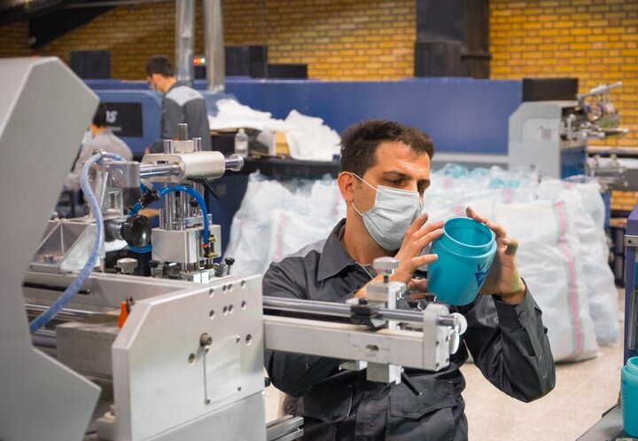 چگونه تحریمها چهرهی چاپ سیلک ایران را تغییر دادند؟ چگونه تحریمها چهرهی چاپ سیلک ایران را تغییر دادند؟