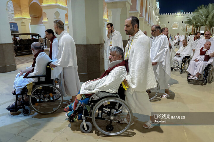 بستن احرام کاروان جانبازان عازم بیت‌الله‌الحرام