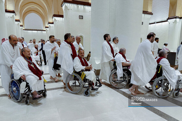 بستن احرام کاروان جانبازان عازم بیت‌الله‌الحرام
