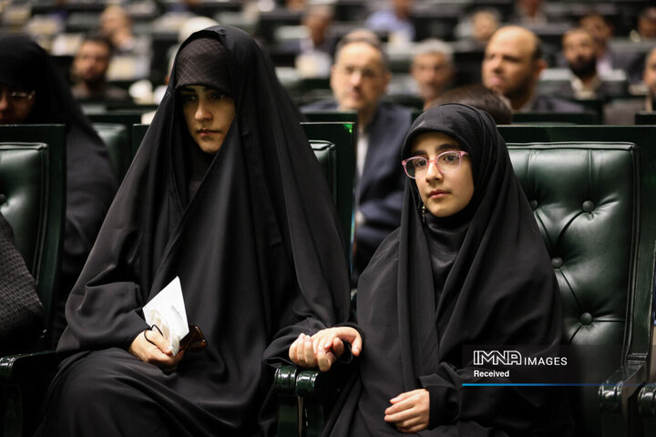 مراسم گرامیداشت شهدای خدمت در صحن مجلس شورای اسلامی