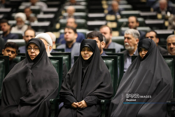 مراسم گرامیداشت شهدای خدمت در صحن مجلس شورای اسلامی