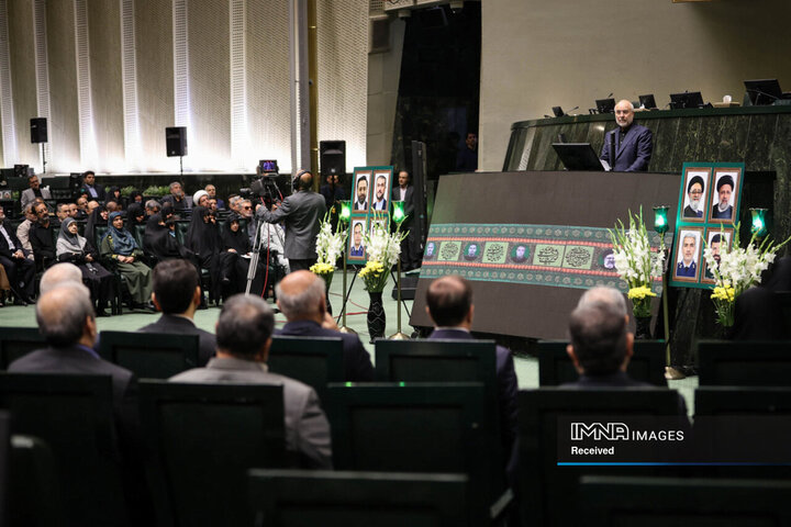 مراسم گرامیداشت شهدای خدمت در صحن مجلس شورای اسلامی