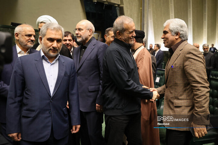 مراسم گرامیداشت شهدای خدمت در صحن مجلس شورای اسلامی