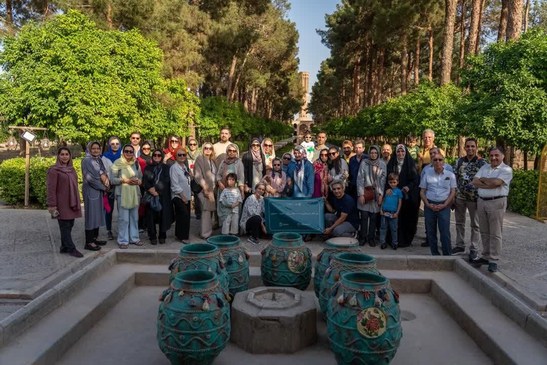 اولین قطار «مثلث طلایی» به شیراز رسید/ گردشگری ریلی توسعه پیدا میکند