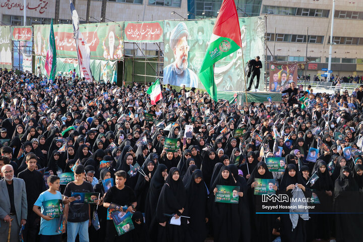 مراسم اولین سالگرد شهید رئیسی و شهدای خدمت در مشهد