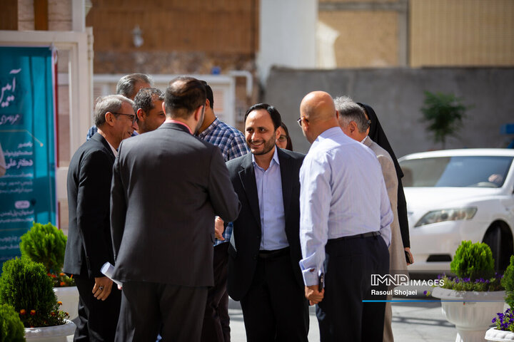 آئین کلنگ‌زنی همراه‌سرای ۱۰۰ تخت‌خوابی حضرت زهرا (س)