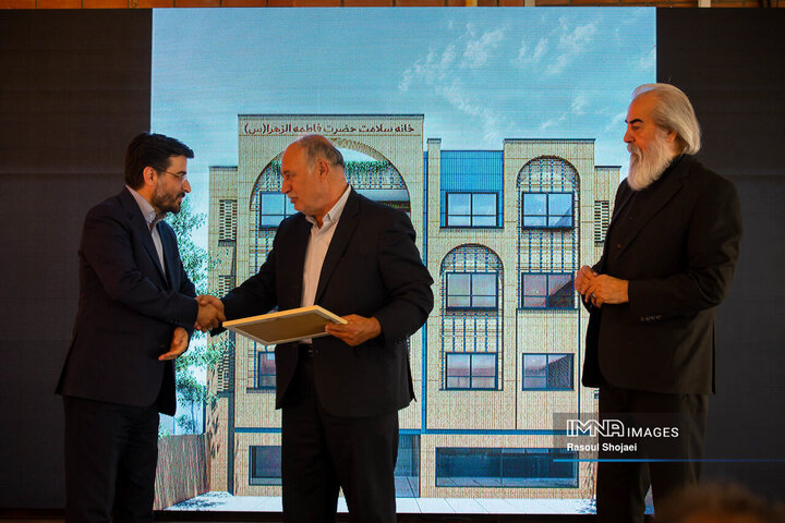 آئین کلنگ‌زنی همراه‌سرای ۱۰۰ تخت‌خوابی حضرت زهرا (س)