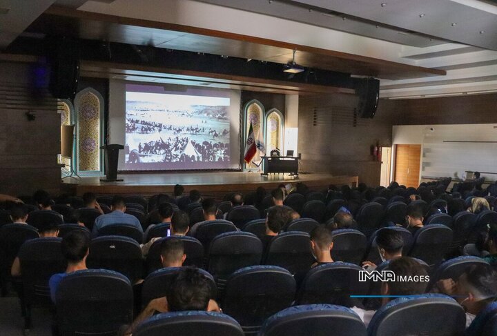 نمایش آثار هجدهمین جشنواره فیلم مقاومت در اصفهان