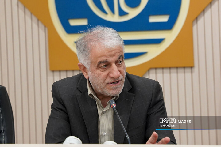 چالش‌های آغاز عملیات احداث خط ۳ متروی اصفهان احصا شود