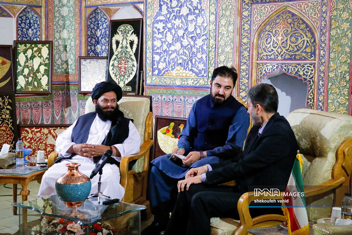 استاندار و افغانستان